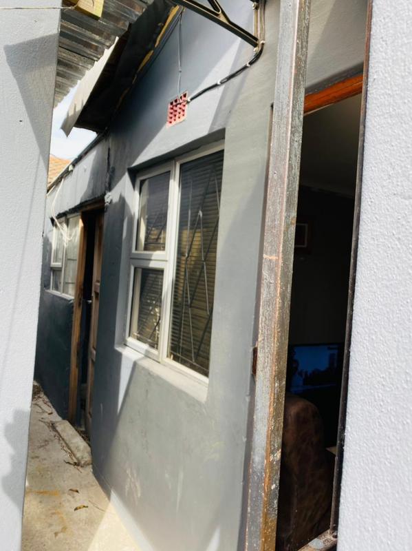 2 Bedroom Property for Sale in Khaya Western Cape